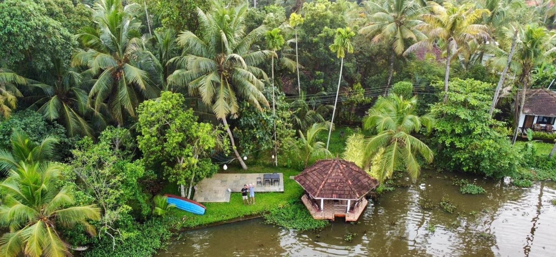 Bed and Breakfast Sunsets And Palm Trees Alappuzha Екстер'єр фото